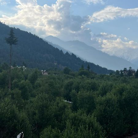 Hotel Mountain Majesty! Top-Rated Luxury Stay Amid Snowcapped Mountains With Balcony And Riverside Calm Manāli Exteriör bild