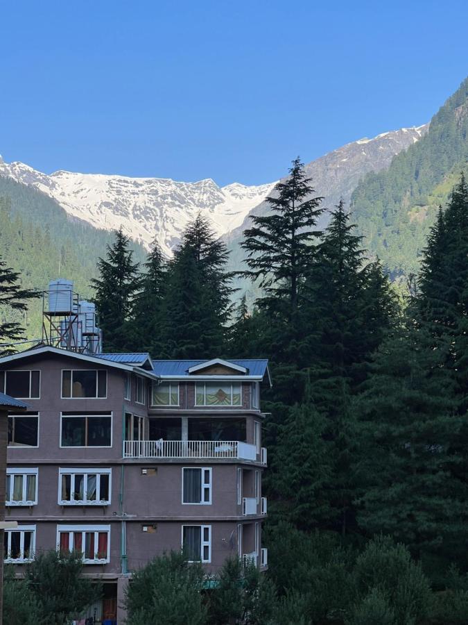 Hotel Mountain Majesty! Top-Rated Luxury Stay Amid Snowcapped Mountains With Balcony And Riverside Calm Manāli Exteriör bild