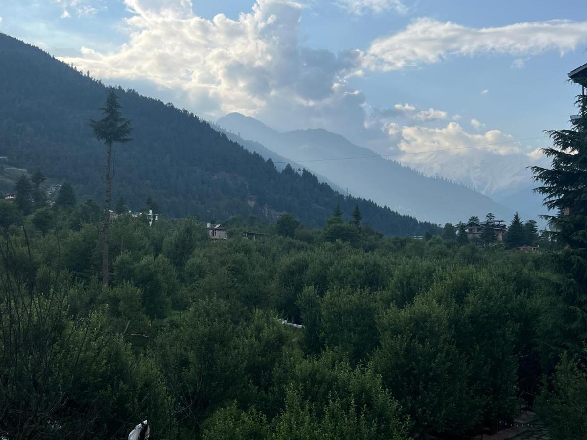 Hotel Mountain Majesty! Top-Rated Luxury Stay Amid Snowcapped Mountains With Balcony And Riverside Calm Manāli Exteriör bild